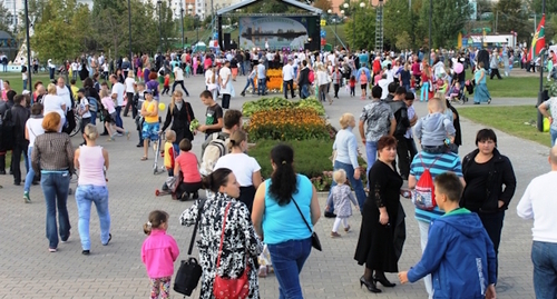 Residents of the Moscow district of Yuzhnoe Butovo, photo by the press service of the local administration