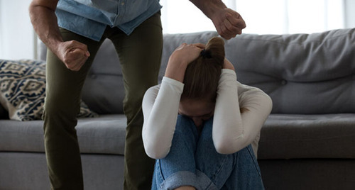 A victim of domestic violence. Photo: https://dszn.ru/press-center/news/3325