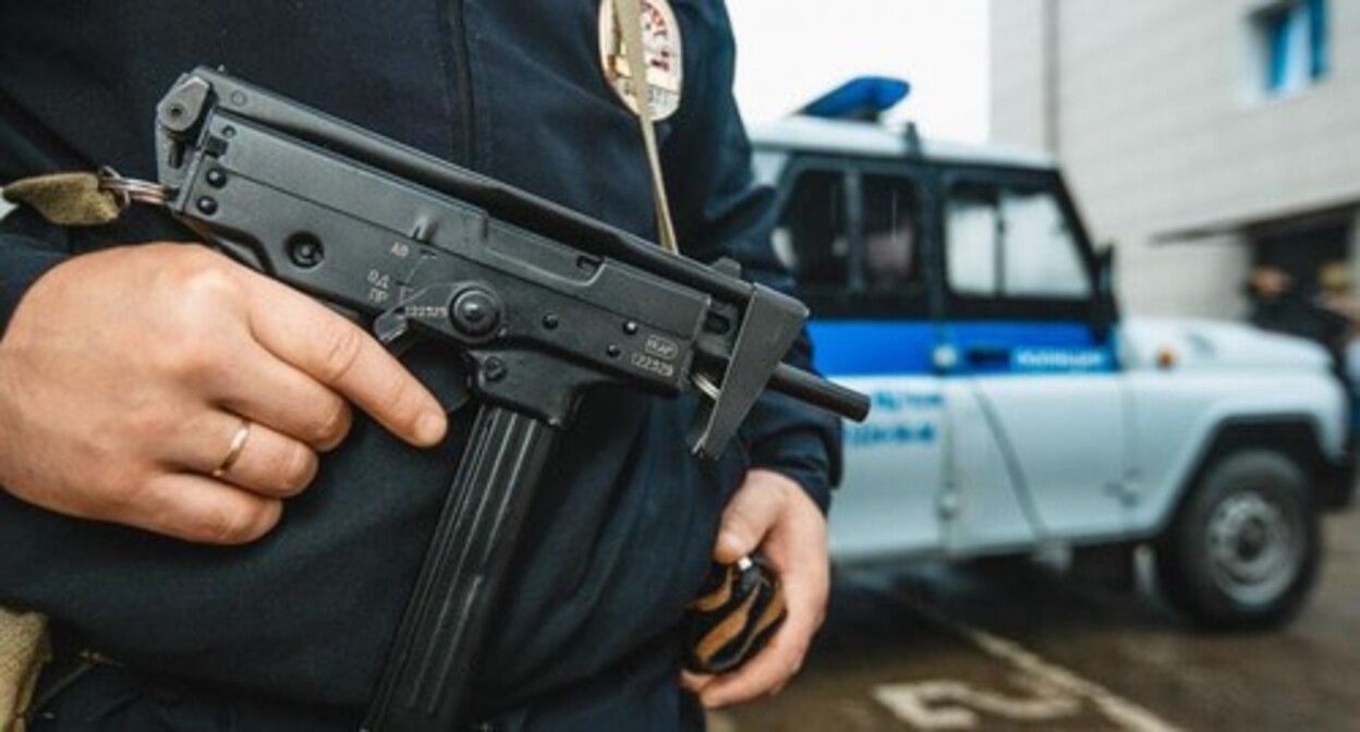 A law enforcer. Photo: Denis Yakovlev / Yugopolis