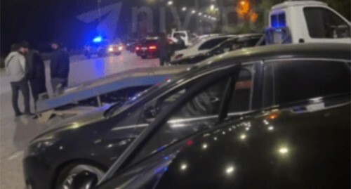 A сluster of cars with flashing beacons in Gudermes. Screenshot of a video posted on October 5, 2024 https://t.me/niysoo/15475