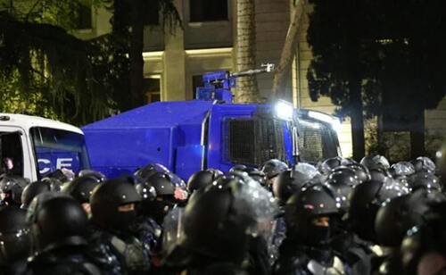 The police at a protest action on the streets of Tbilisi. December 4, 2024. Photo: Telegram channel Tbilisi life