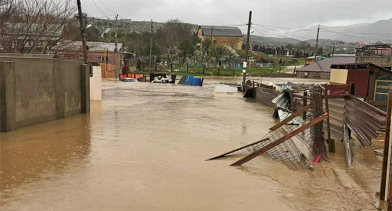 Flooding in Makhachkala, March 30, 2026. Photo: Dzhambulat Salavov/Telegram Flooding in Makhachkala, March 30, 2026. Photo: Dzhambulat Salavov/Telegram